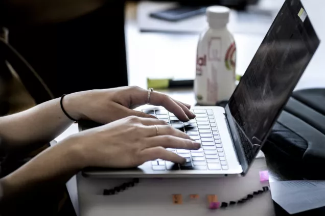 Fingers on a key board